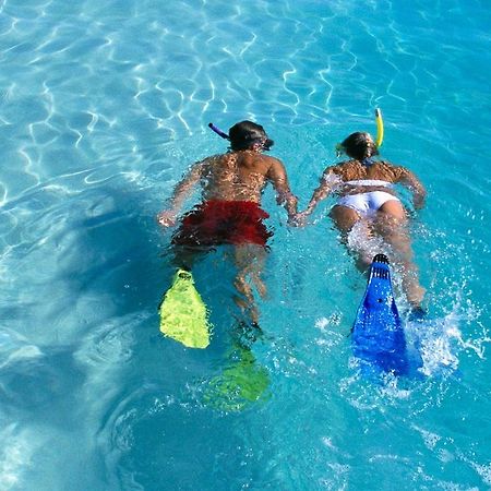 Hotel Windsong On The Reef Grace Bay Exterior foto